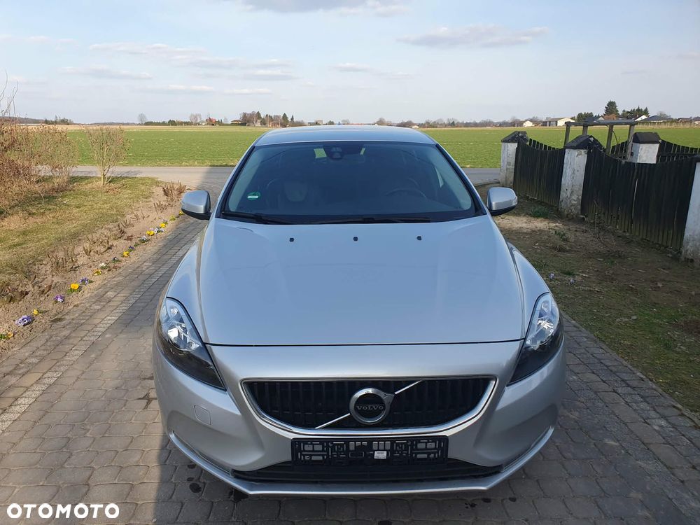 Volvo V40 D2 - 2