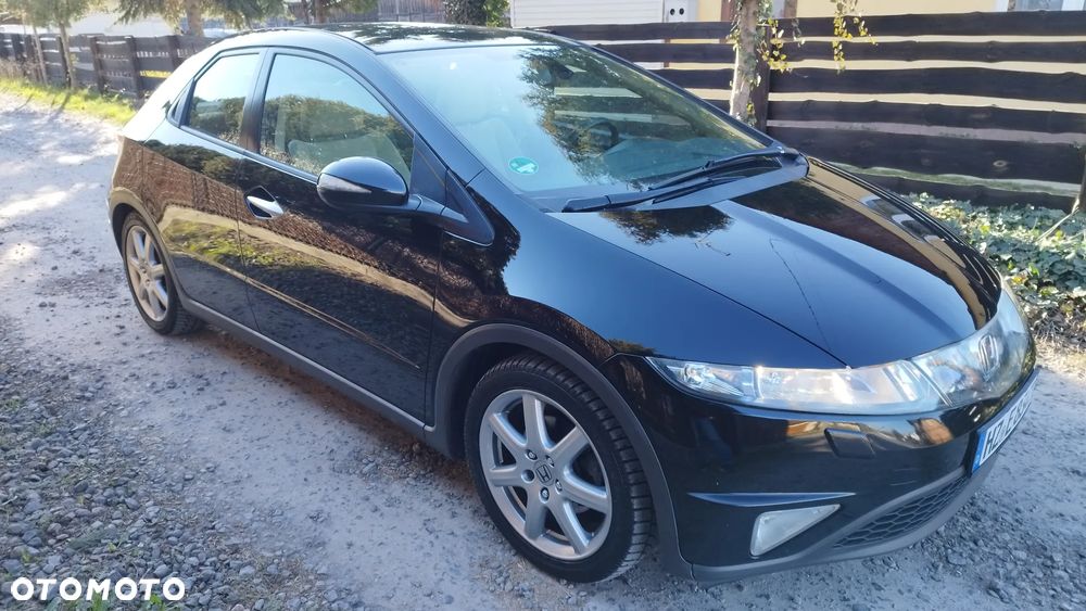 Honda Civic 1.8 Executive NAVI - 10