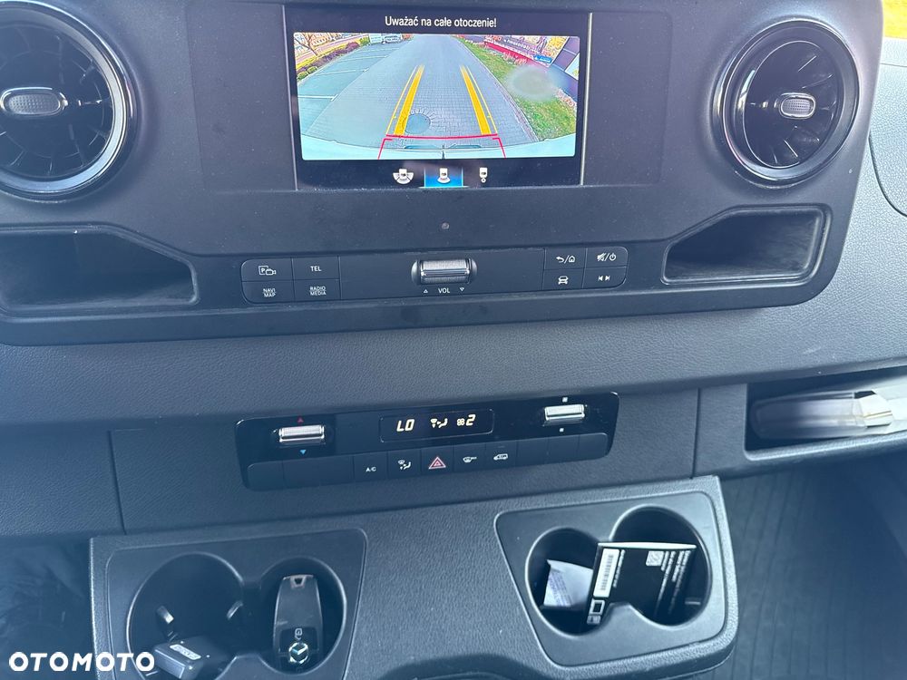 Mercedes-Benz Sprinter  2.2 Maxi - 18