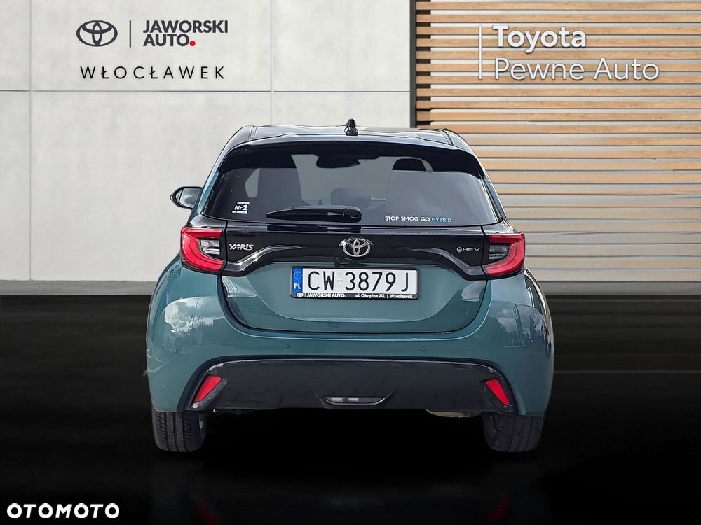 Toyota Yaris Hybrid 1.5 Executive - 6