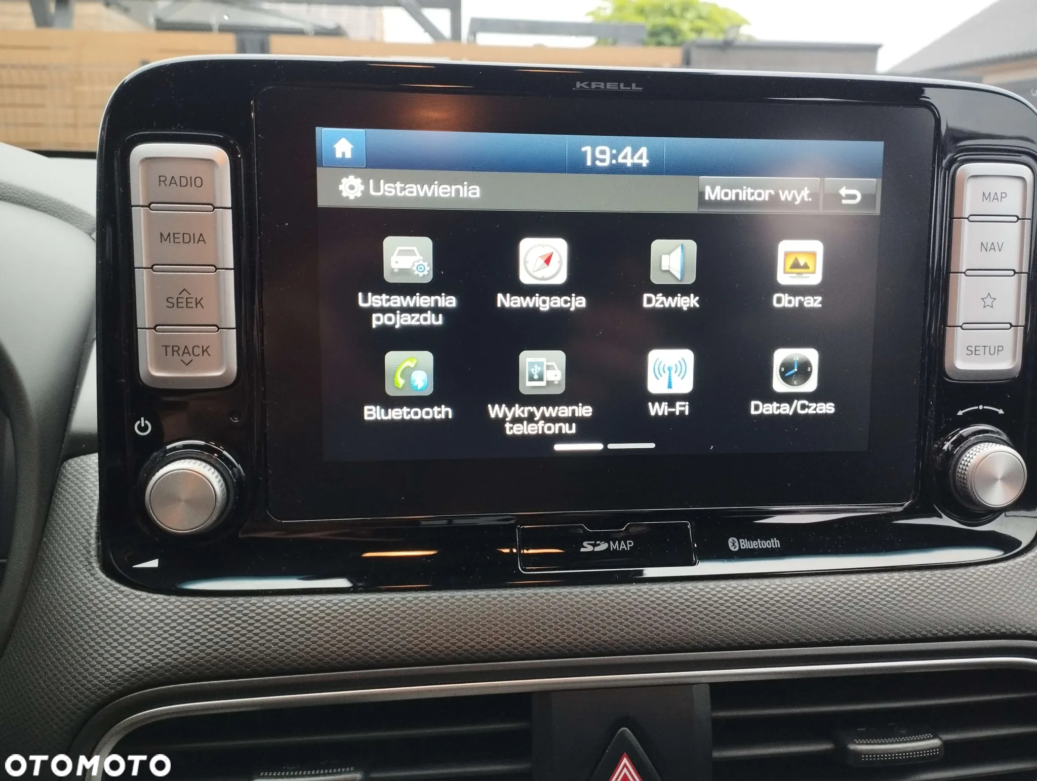 Hyundai Kona Electric 39kWh Premium - 18
