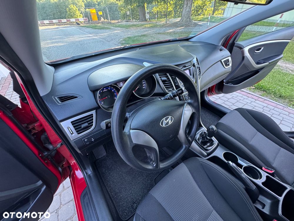 Hyundai i30 - 23