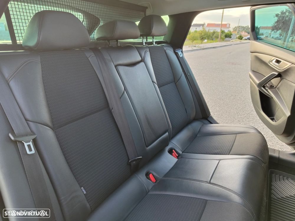 Peugeot 508 RXH 2.0 HDi Hybrid4 2-Tronic - 41