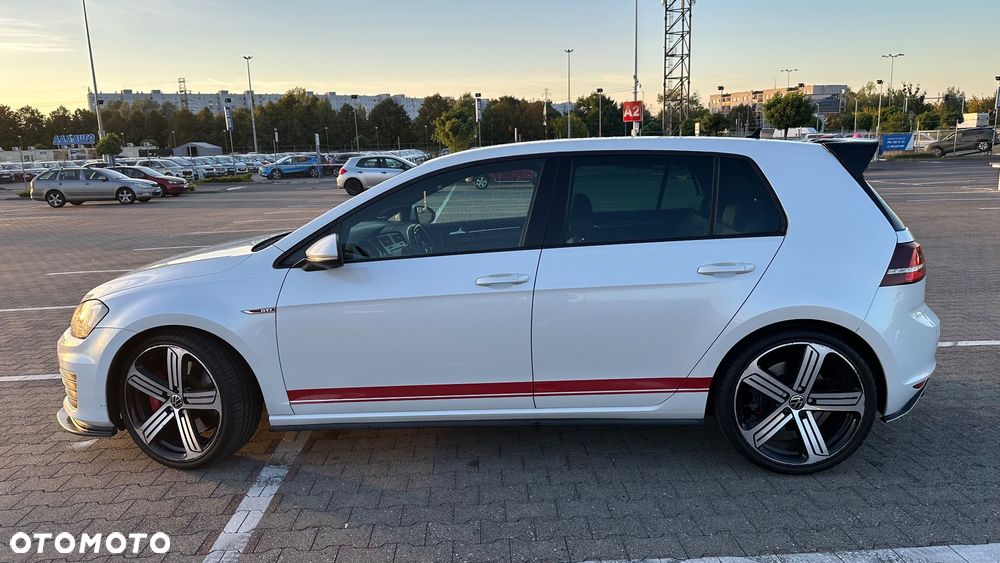 Volkswagen Golf 2.0 TSI BMT GTI Performance DSG - 8