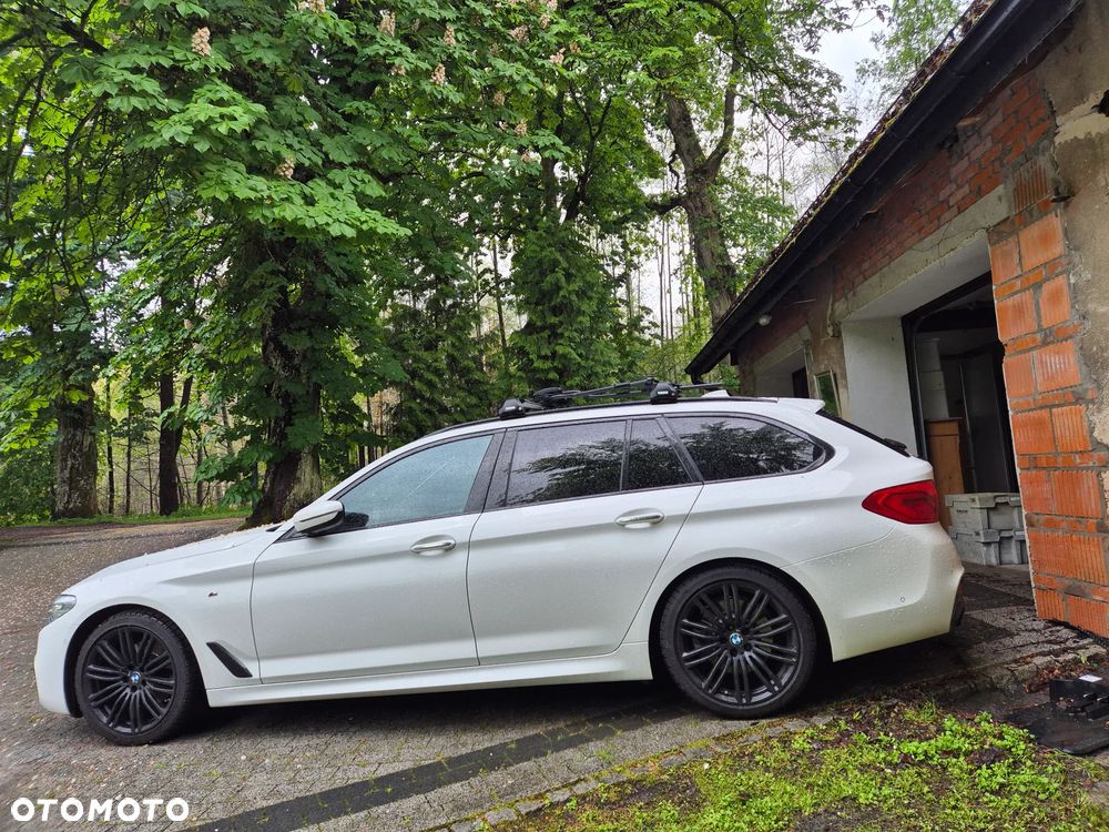 BMW Seria 5 520d xDrive M Sport sport - 2