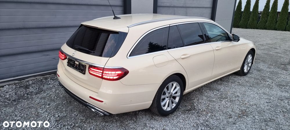 Mercedes-Benz Klasa E 200 d 9G-TRONIC - 4