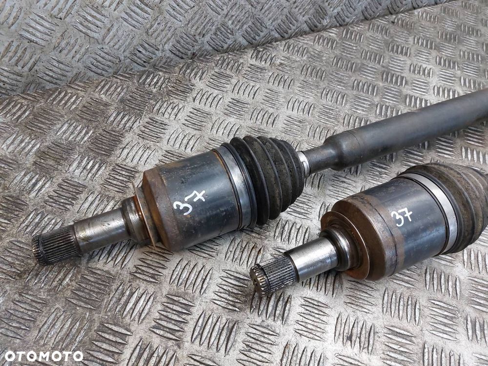 PÓŁOŚ LEWY PRZÓD + PRAWY PRZÓD AUTOMAT MERCEDES W163 ML 270 CDI 2.7 CDI - 2