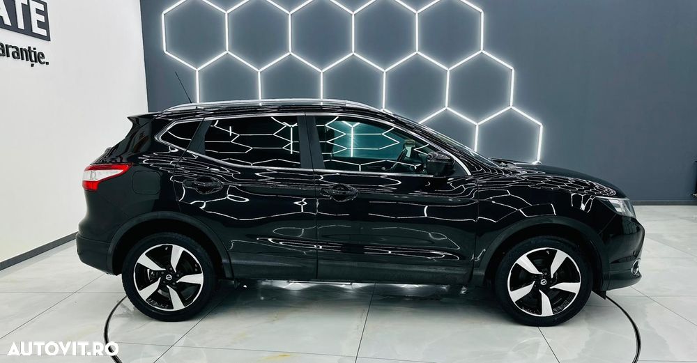 Nissan Qashqai 1.2 DIG-T N-Vision - 32