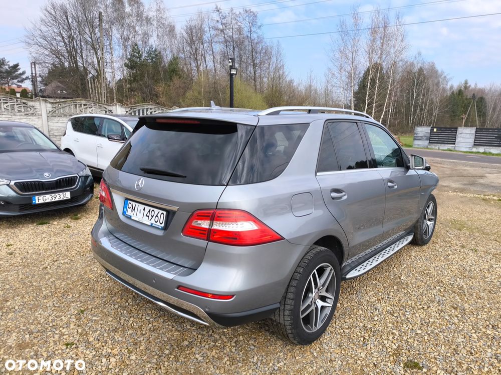 Mercedes-Benz ML - 6