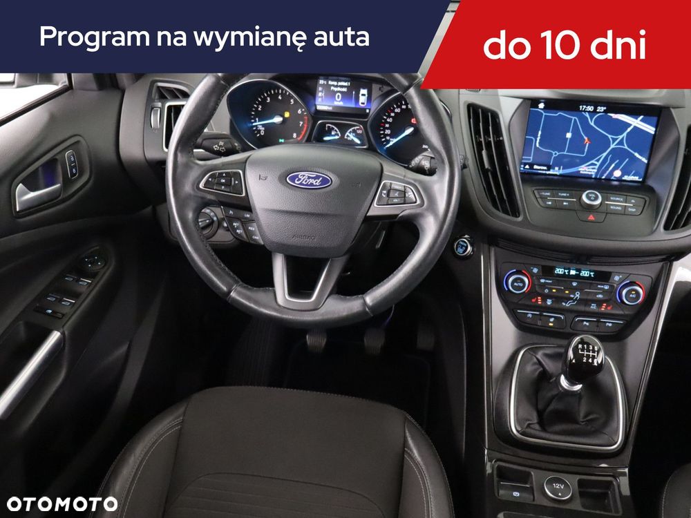 Ford Kuga - 9