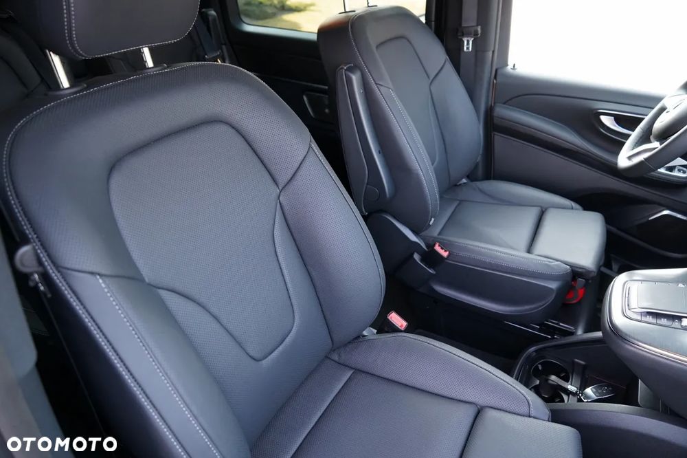 Mercedes-Benz Klasa V 300 d 4-Matic 9G-Tronic Exclusive (ekstra d³) - 26