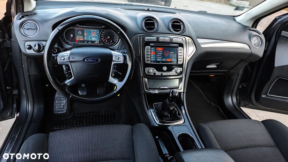 Ford Mondeo 2.0 Titanium - 10