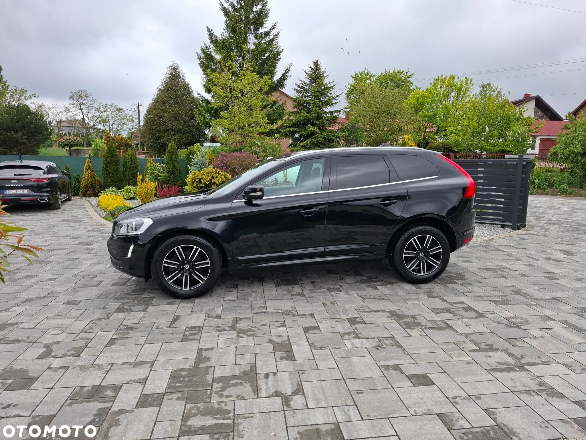 Volvo XC 60 - 4