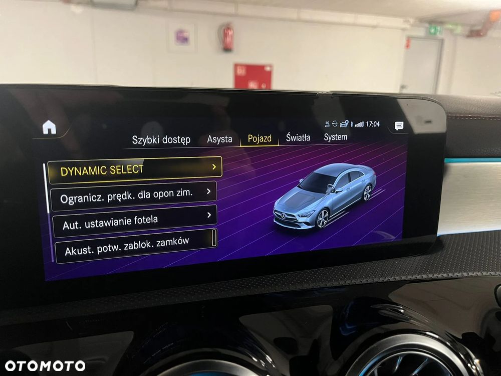 Mercedes-Benz CLA - 32