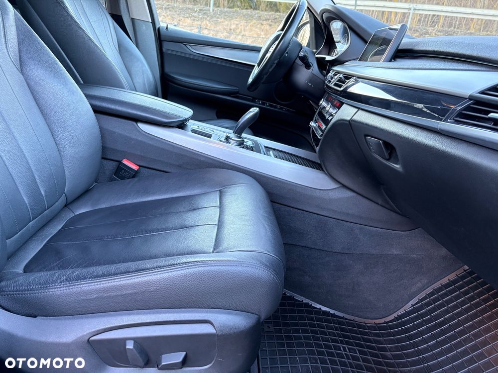 BMW X5 sDrive25d - 29