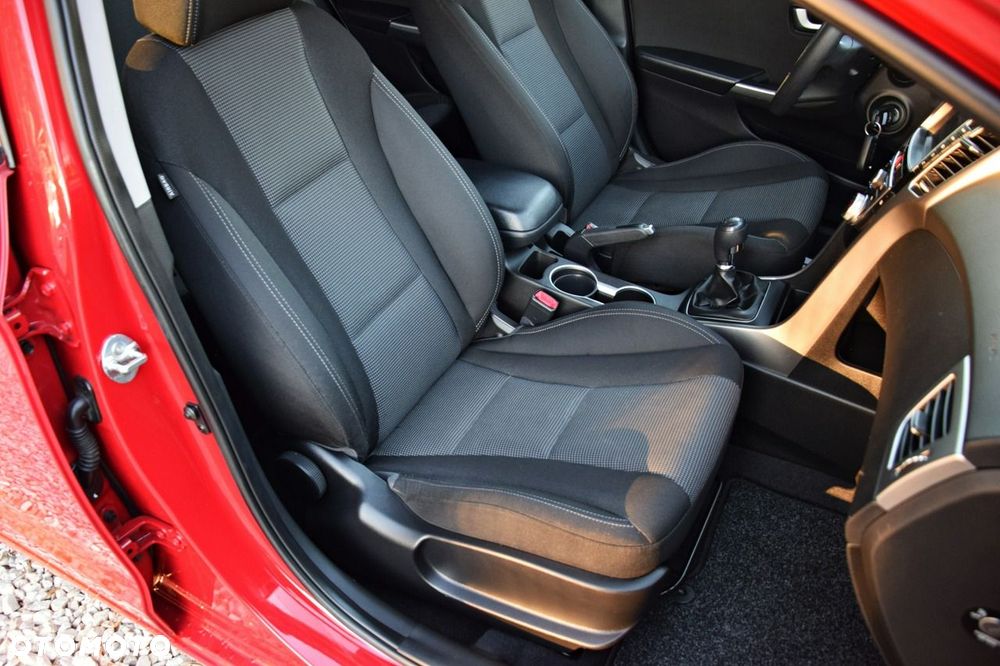Hyundai i30 1.4 BlueDrive Run - 37