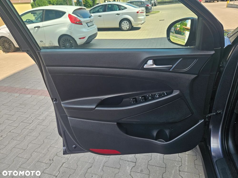 Hyundai Tucson blue 1.6 GDi 2WD Navi - 14