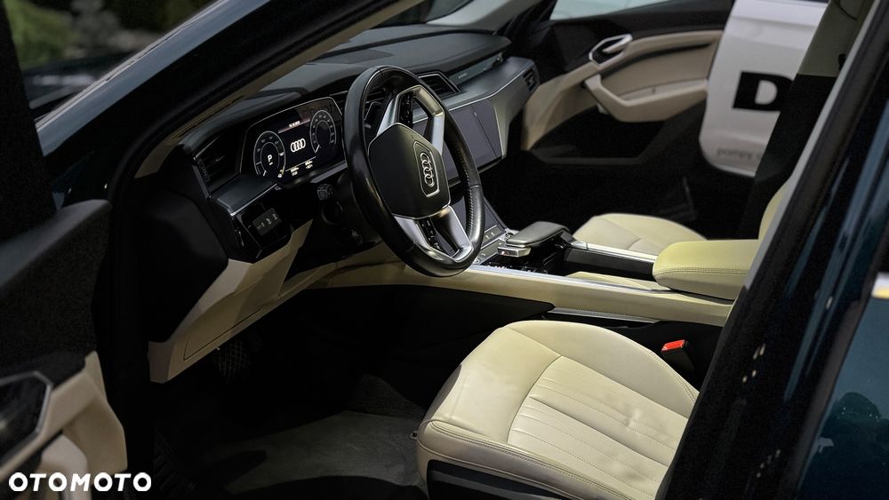 Audi e-tron 50 Quattro - 14