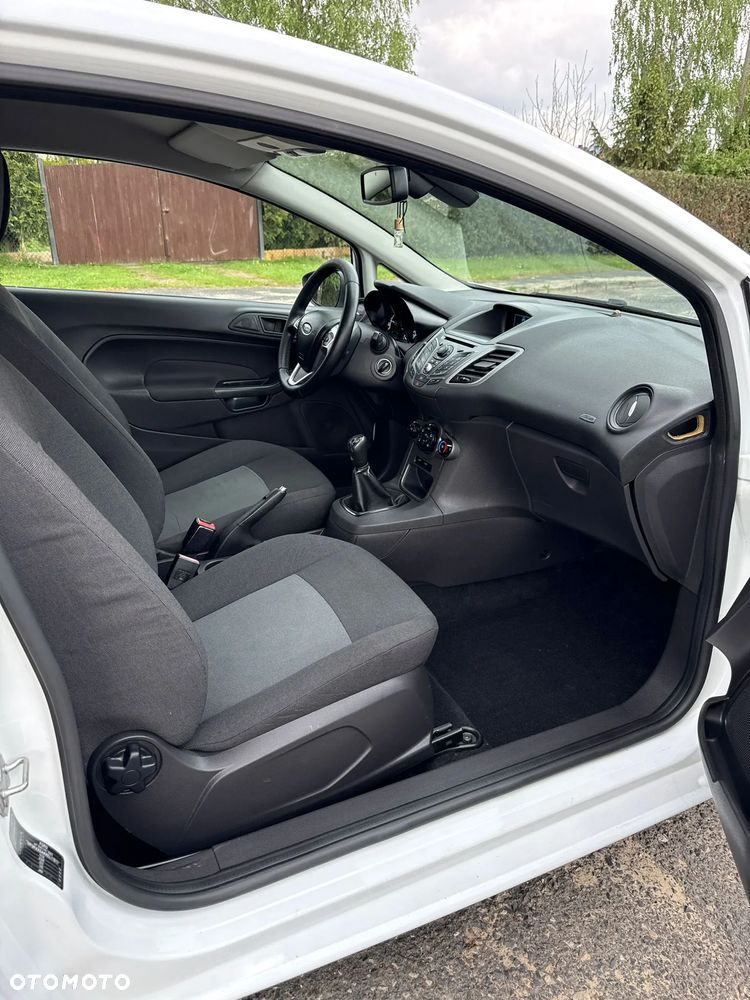 Ford Fiesta - 11