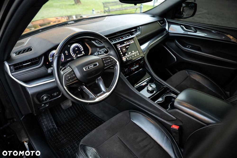 Jeep Grand Cherokee 3.6 V6 Laredo - 11