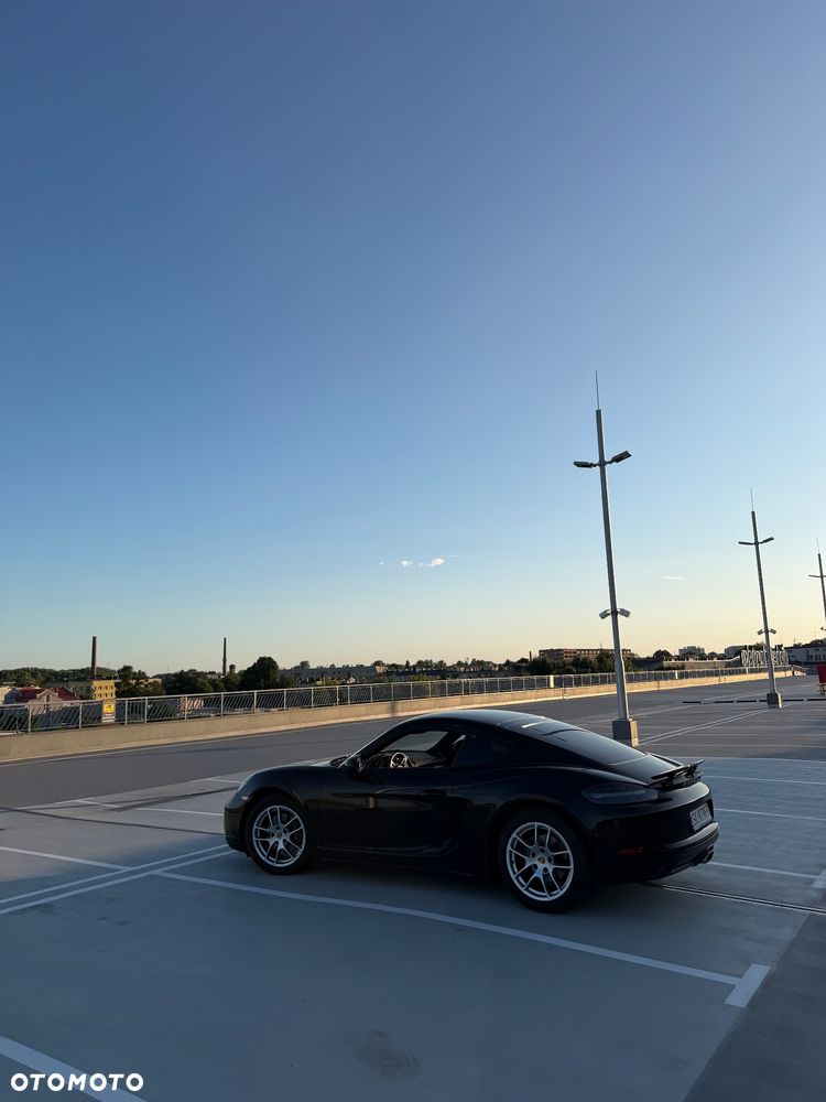 Porsche 718 Cayman GPF PDK - 8