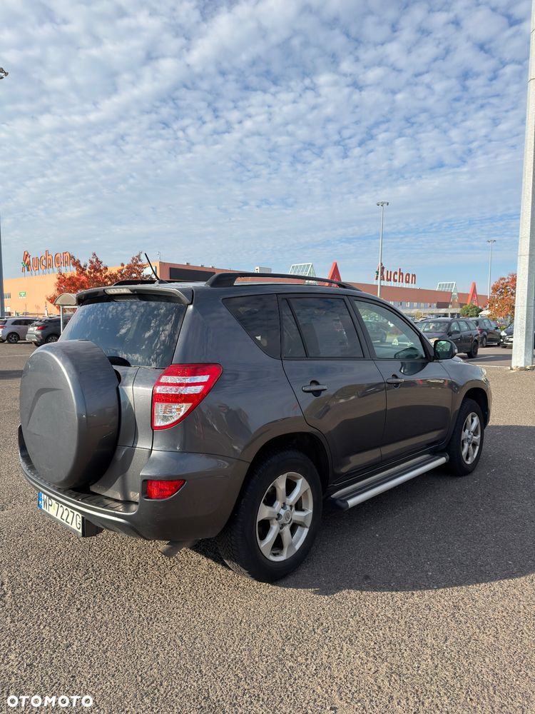 Toyota Rav4 2010 photo 5