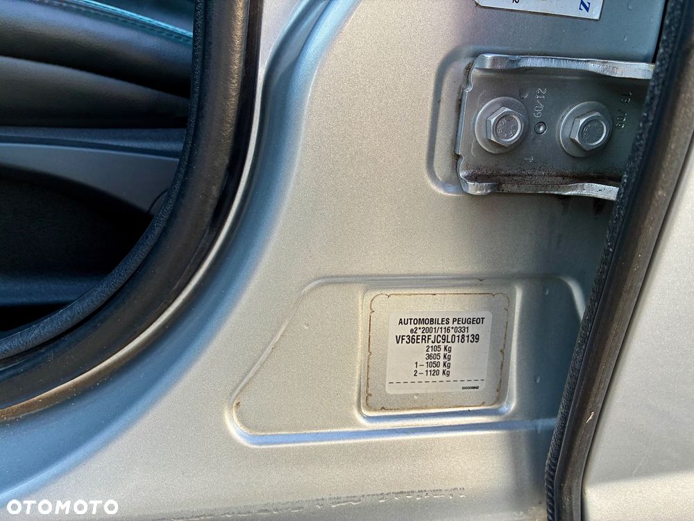 Peugeot 407 - 22