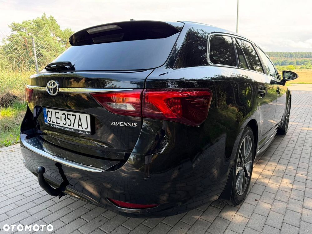 Toyota Avensis 1.8 Premium MS - 14