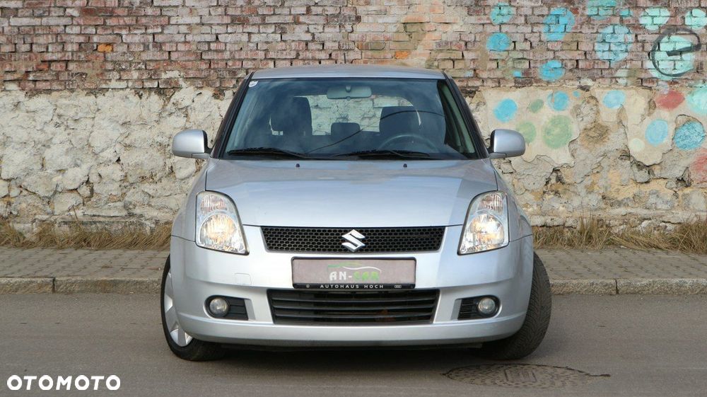 Suzuki Swift - 40