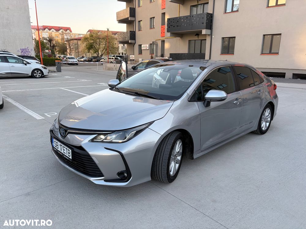 Toyota Corolla 1.8 Business Edition - 1