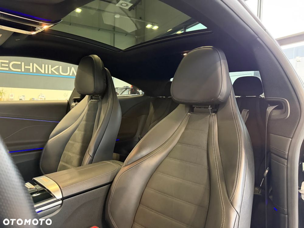 Mercedes-Benz CLE 180 9G-TRONIC Edition AMG Line - 17