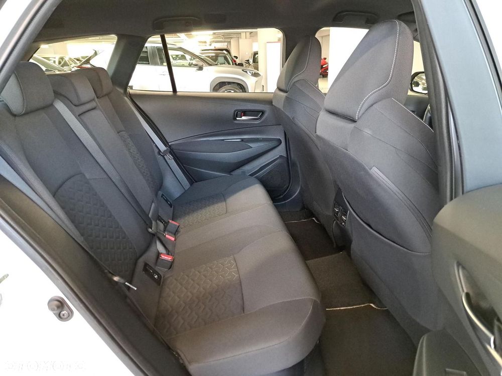 Toyota Corolla 1.8 Hybrid Comfort - 14