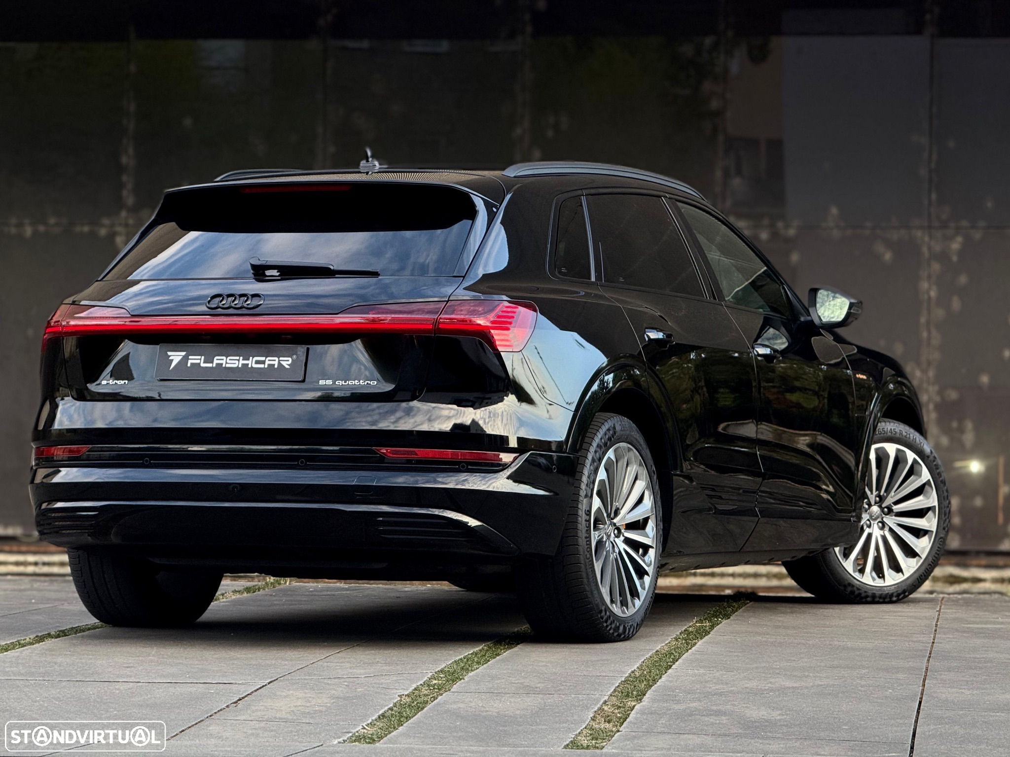 Audi e-tron 55 quattro S line - 47