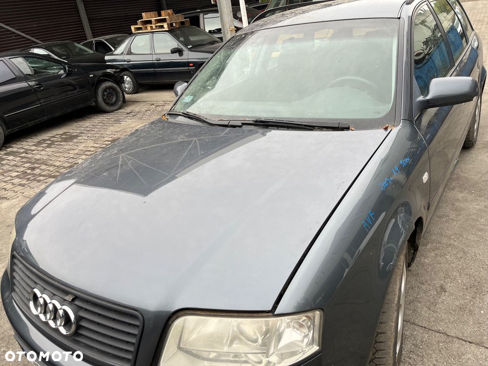 Maska Audi A6 C5 kombi 2003 r. - 1
