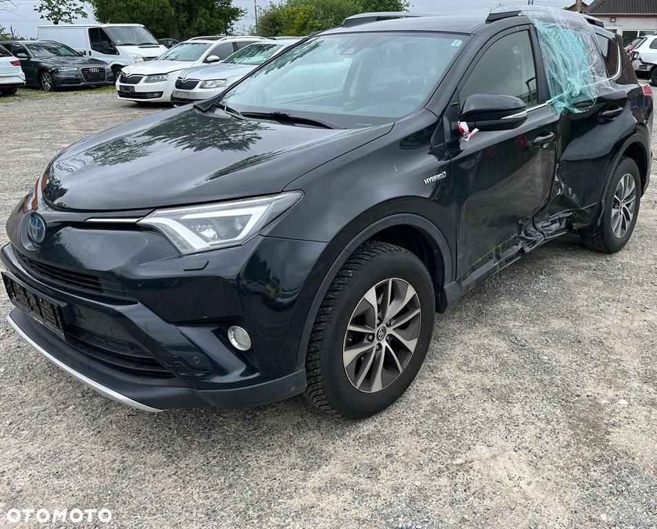 Toyota RAV4 - 3