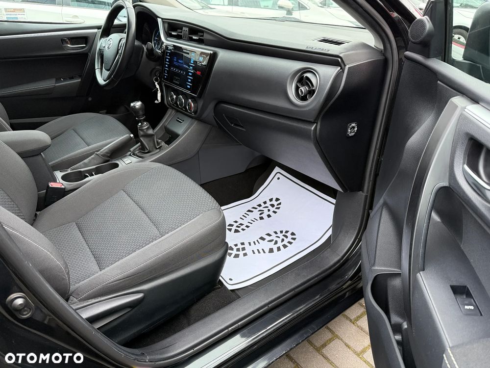 Toyota Corolla 1.33 Active EU6 - 14