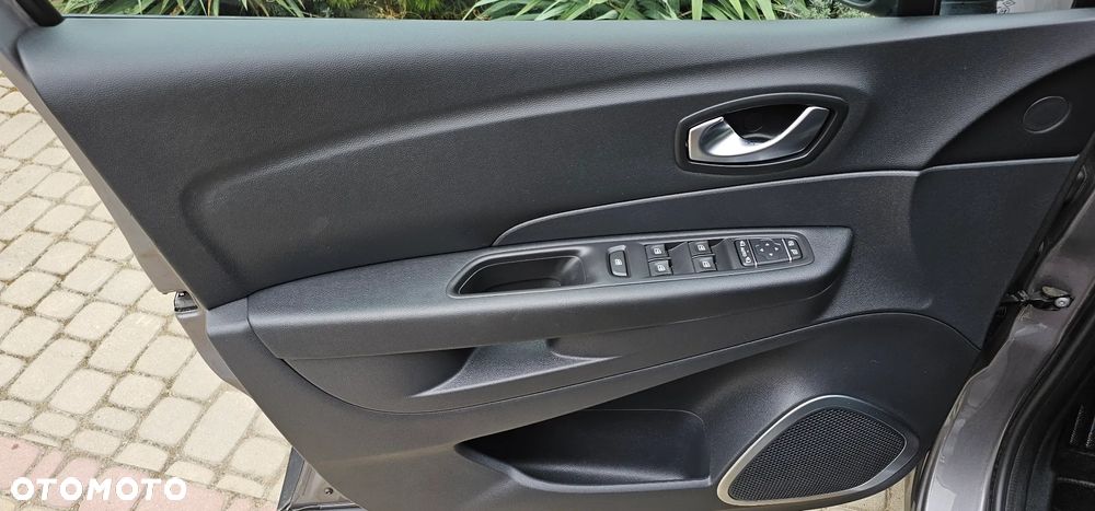 Renault Captur 0.9 Energy TCe Intens - 13