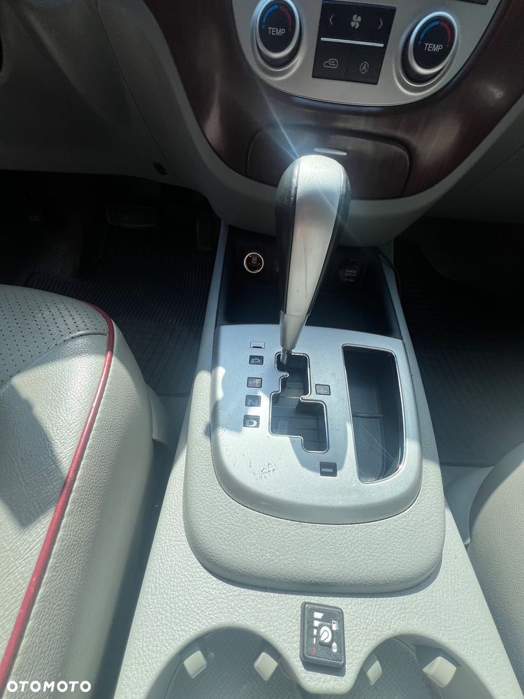 Hyundai Santa Fe - 4