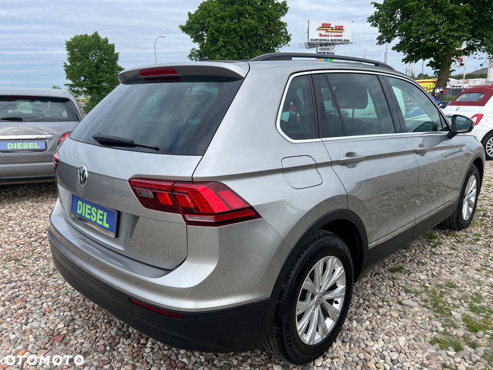Volkswagen Tiguan - 8