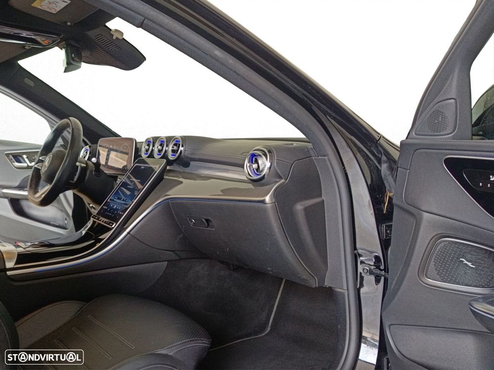 Mercedes-Benz C 300 d AMG Line - 40