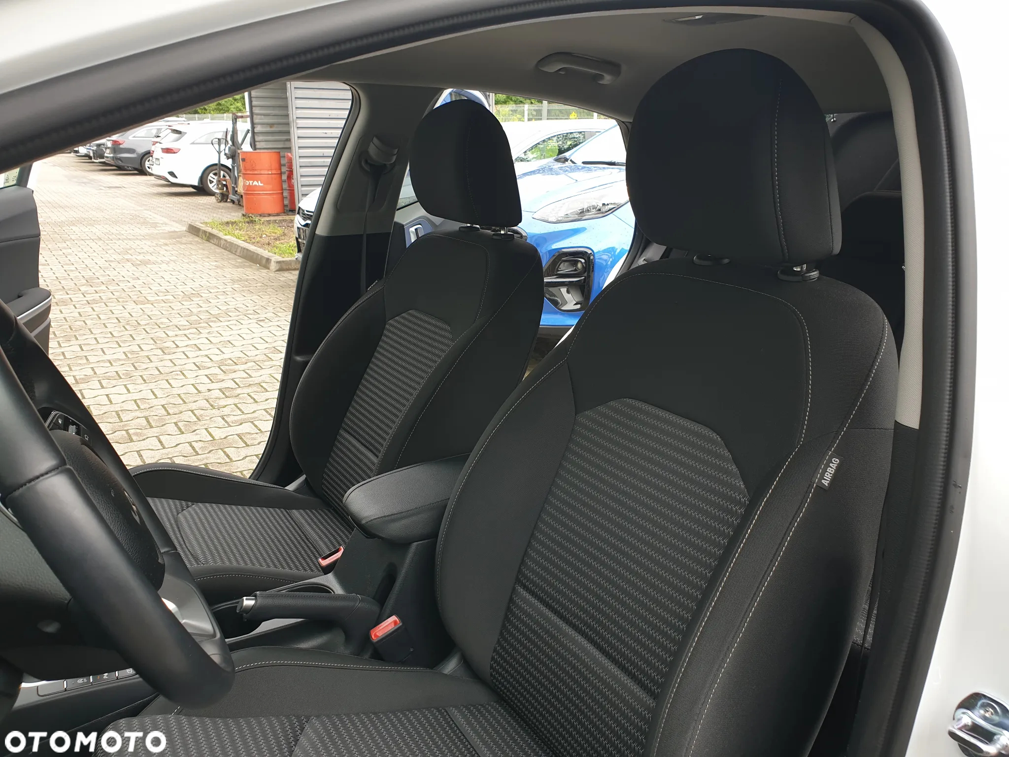 Kia XCeed 1.5 T-GDI M - 10