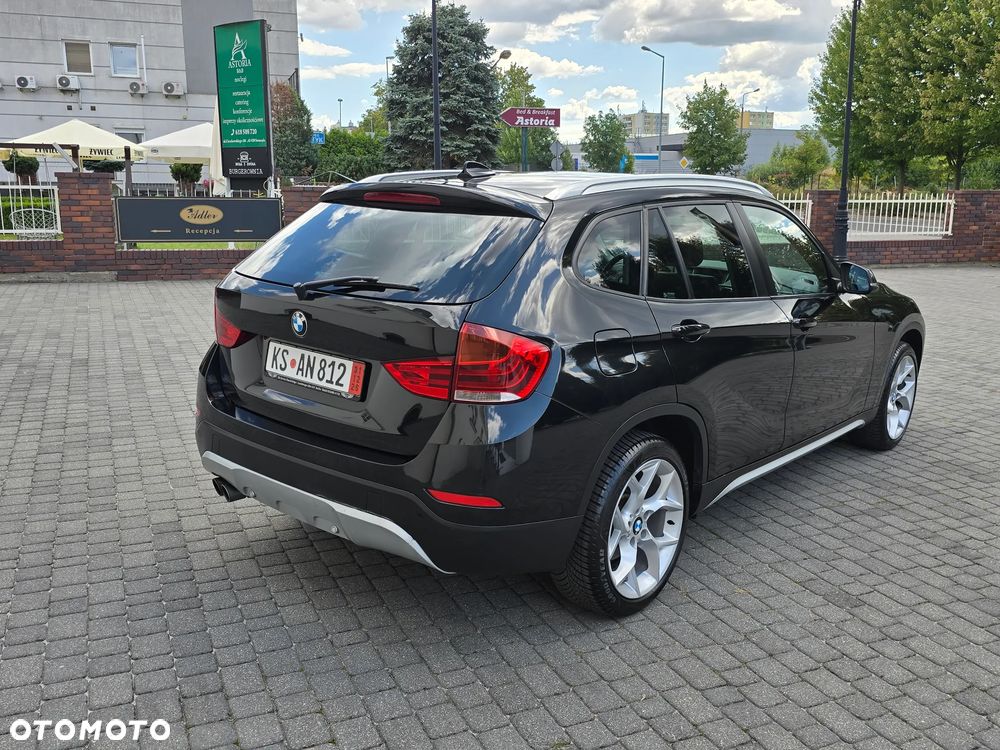 BMW X1 sDrive20i xLine - 8