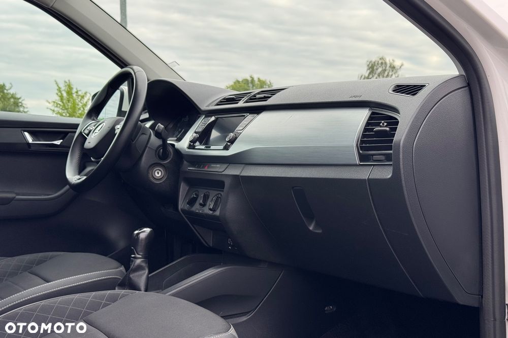 Skoda Fabia 1.0 TSI Ambition - 34