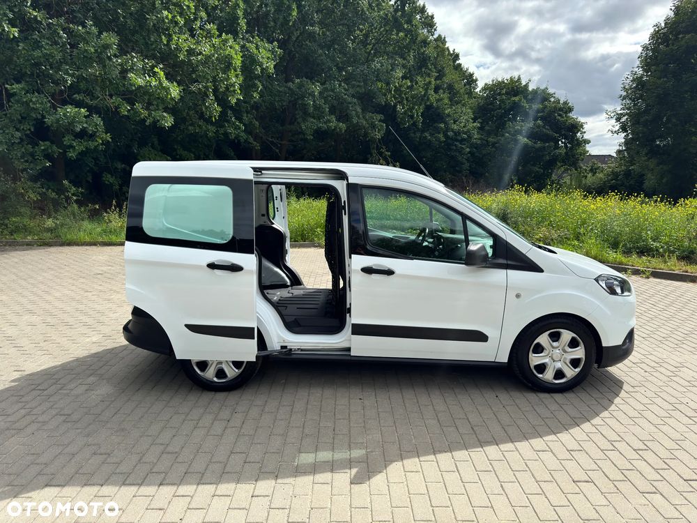 Ford Courier L1 - 19