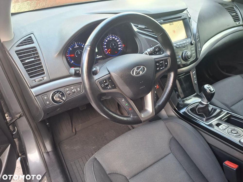 Hyundai i40 1.7 CRDi Premium - 17