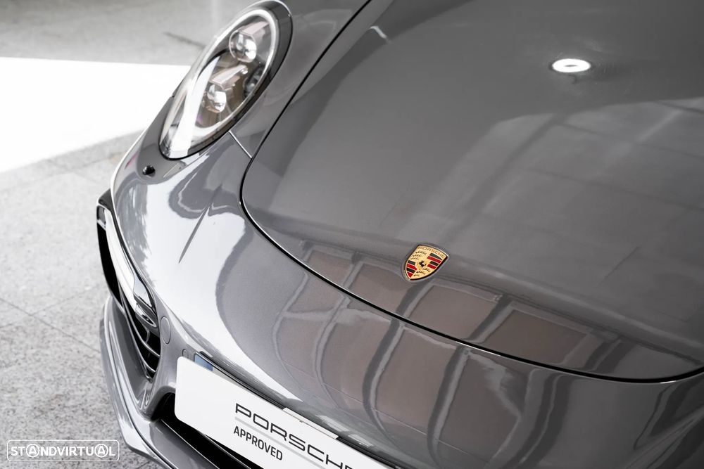 Porsche 911 (991) Turbo S Cabriolet - 22
