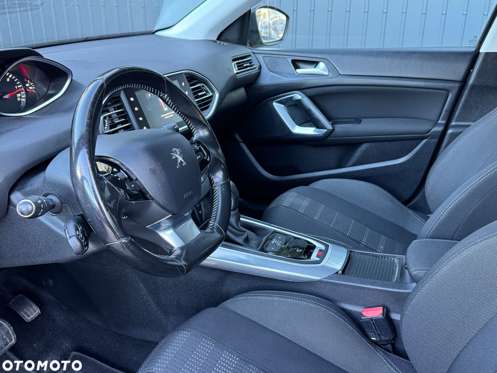 Peugeot 308 SW BlueHDi 150 Automatik Stop & Start Allure - 11