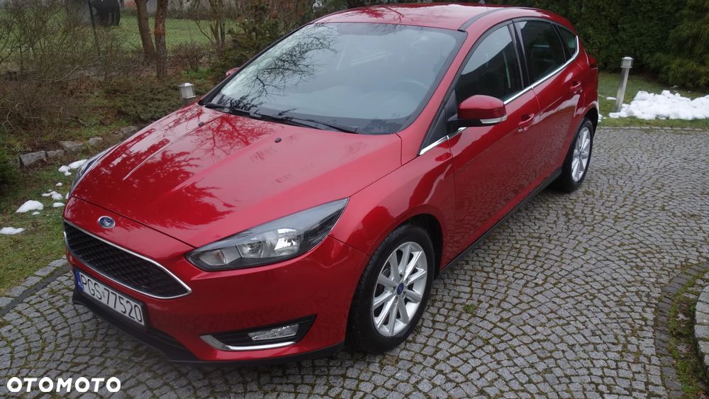 Ford Focus 1.5 EcoBoost Titanium ASS - 4