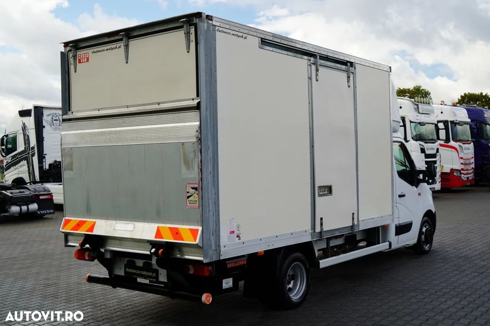 Renault MASTER / CAROSERIE TIP BOX - 4,3 M / LIFT HIDRAULIC DHOLLANDIA - 750 KG / 3 LOCURI / ROȚI SPATE DUBLE / IMPORT / - 9