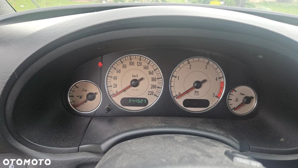 Chrysler Voyager 2.8 LX CRD - 8
